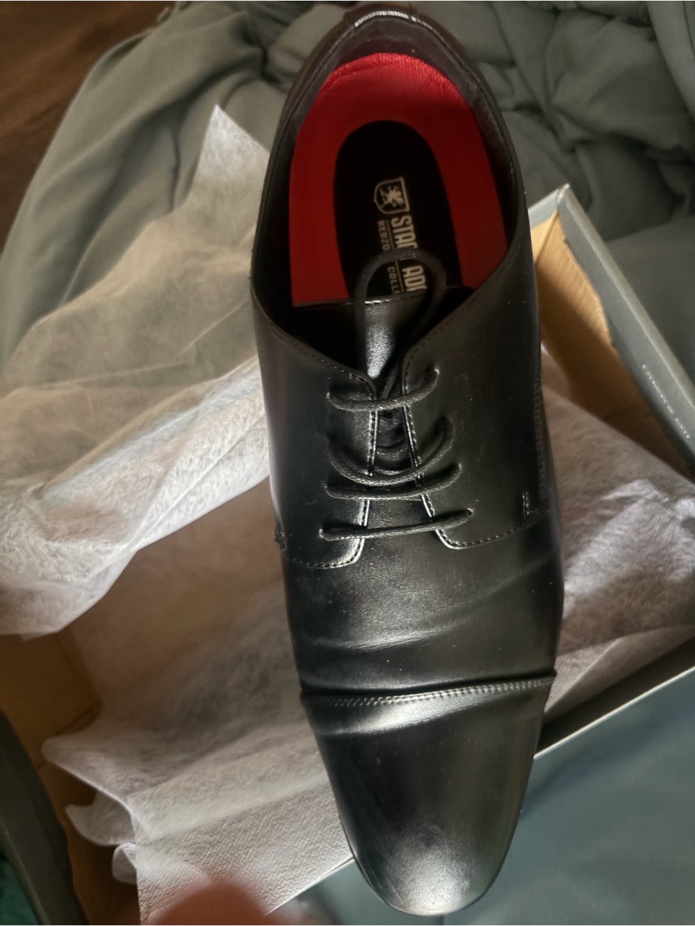 Stacy Adams Black Leather Cap-Toe Derby with Red Lining